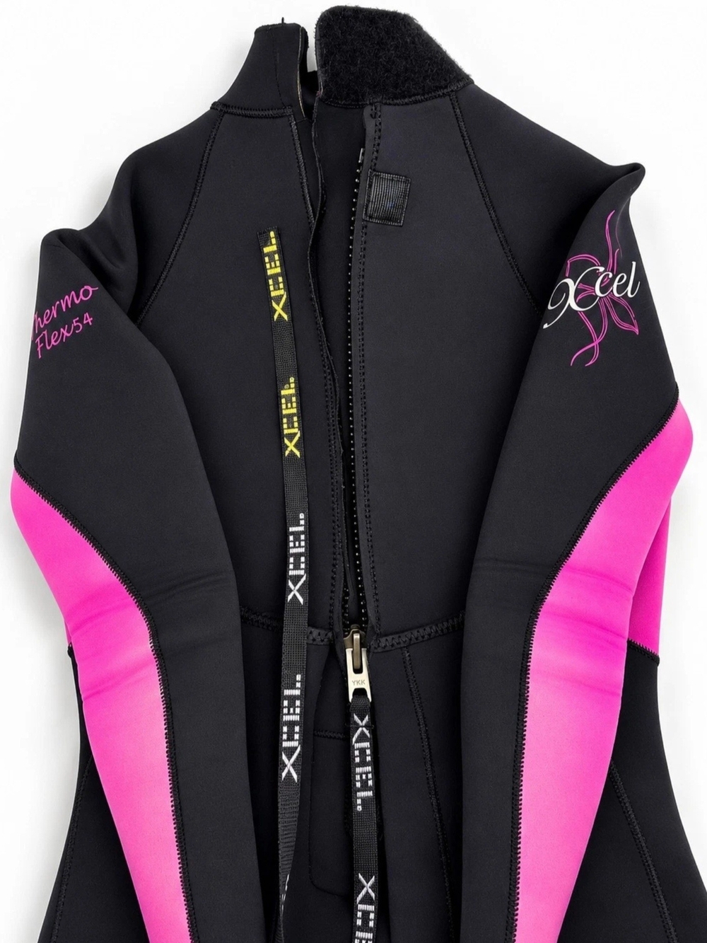 Xcel Thermo Flex 5/4 (MPN Thermo Flex 5:4) Women’s Full Wetsuit Sz 7 Black/Pink